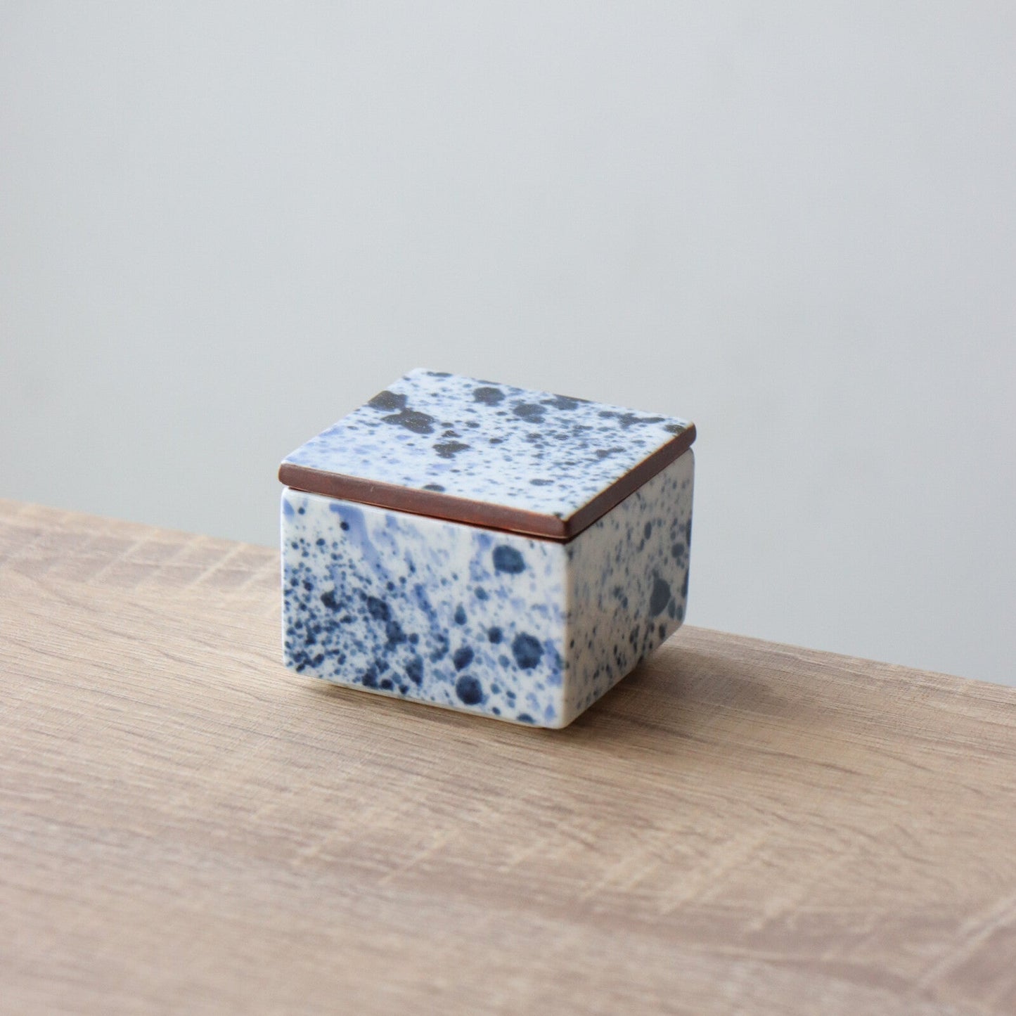 Aritayaki Futamono Container