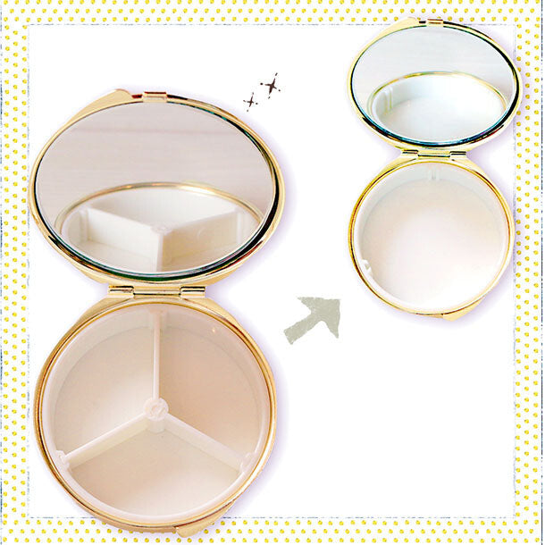 Cat Accessory Case with Mirror