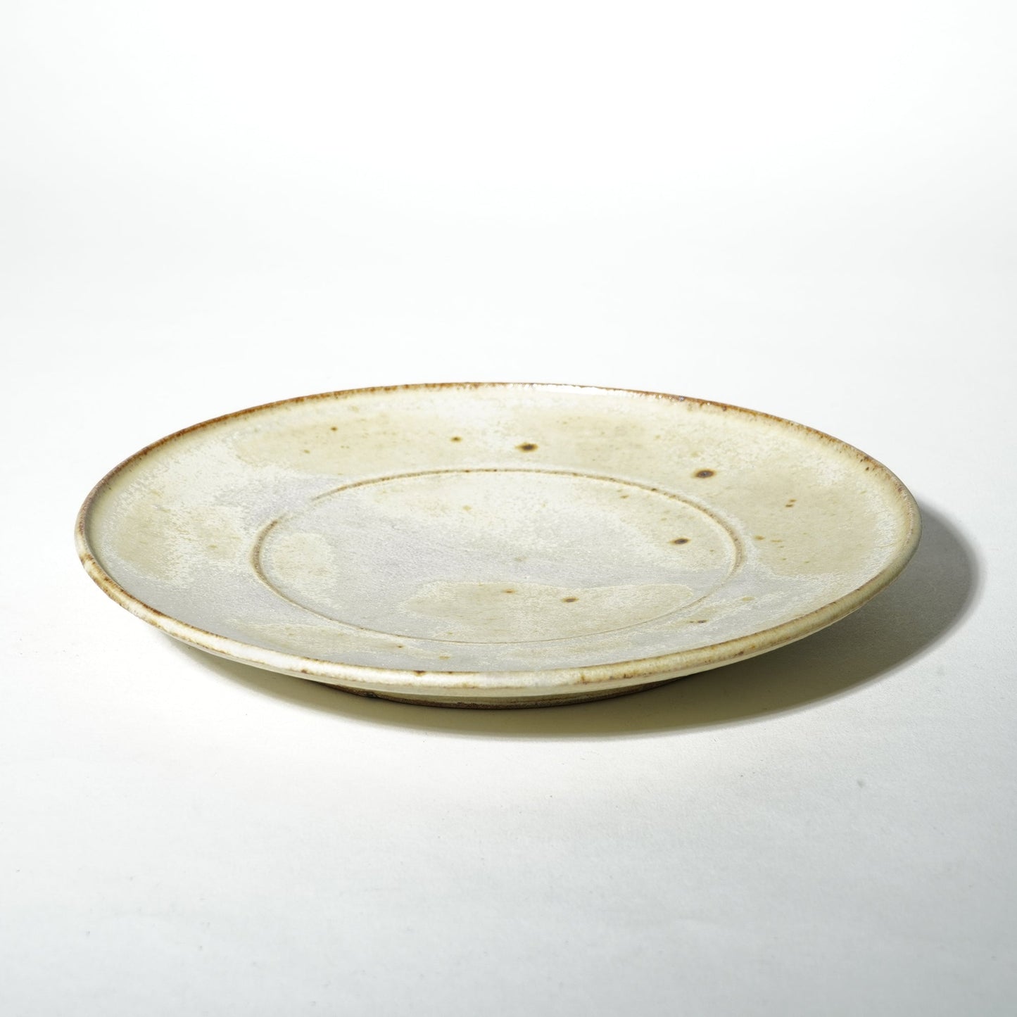 Yosuke Ono Dinner Plate White 8IN