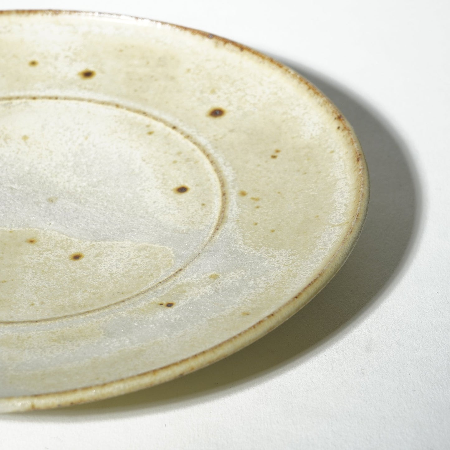 Yosuke Ono Dinner Plate White 8IN