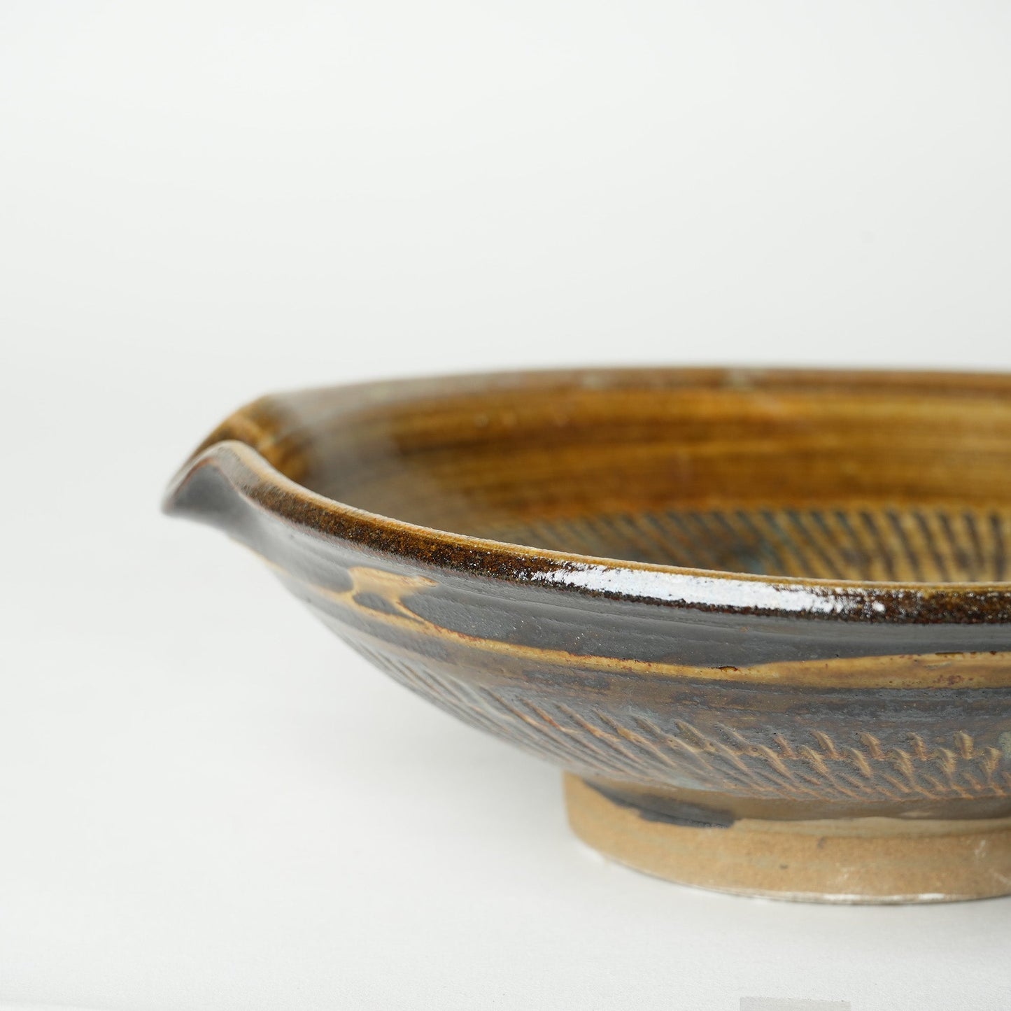 Onta-yaki Tobikanna Katakuchi Bowl