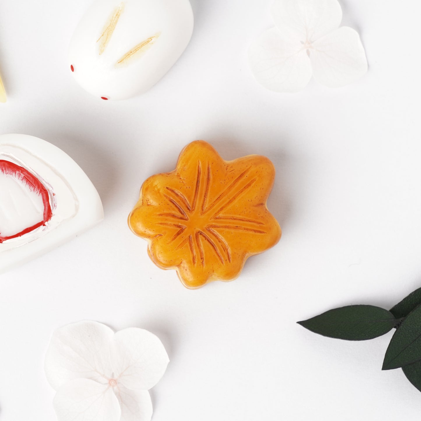 Wagashi Magnet Manju Momiji (Japanese Traditional Sweets)