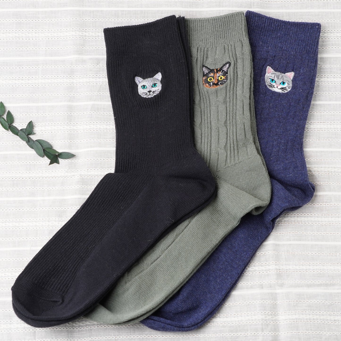 Cute Cat Socks L Khaki – Sabi Neko Embroidery