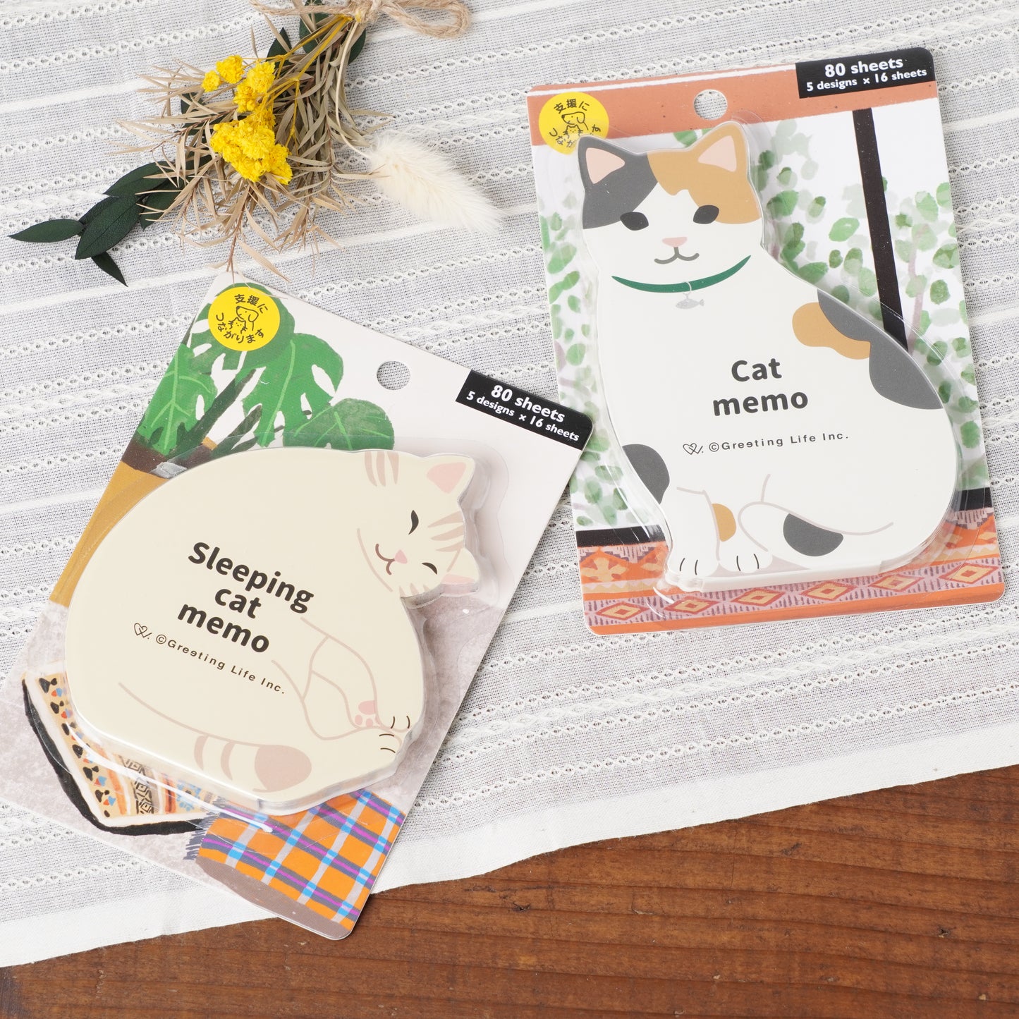Diecut Memopad Sleeping Cat