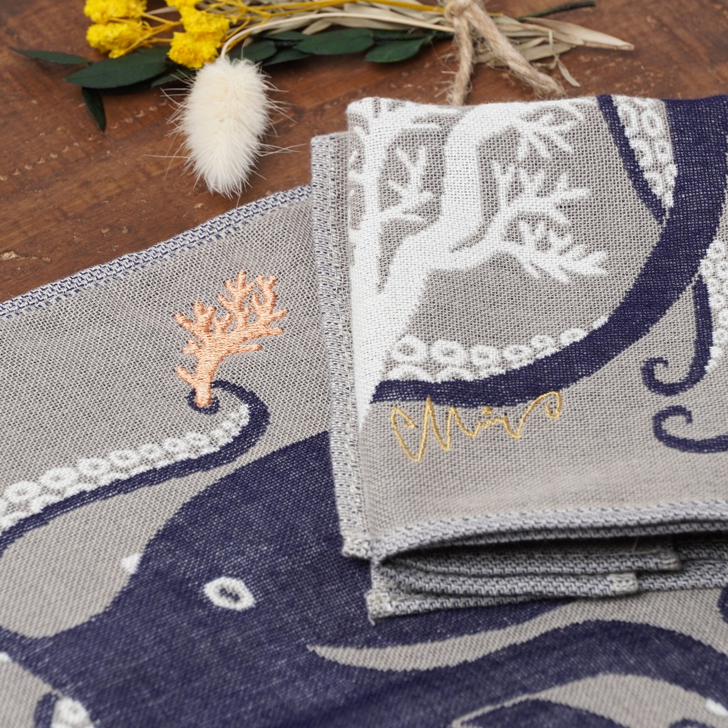 Hand towel