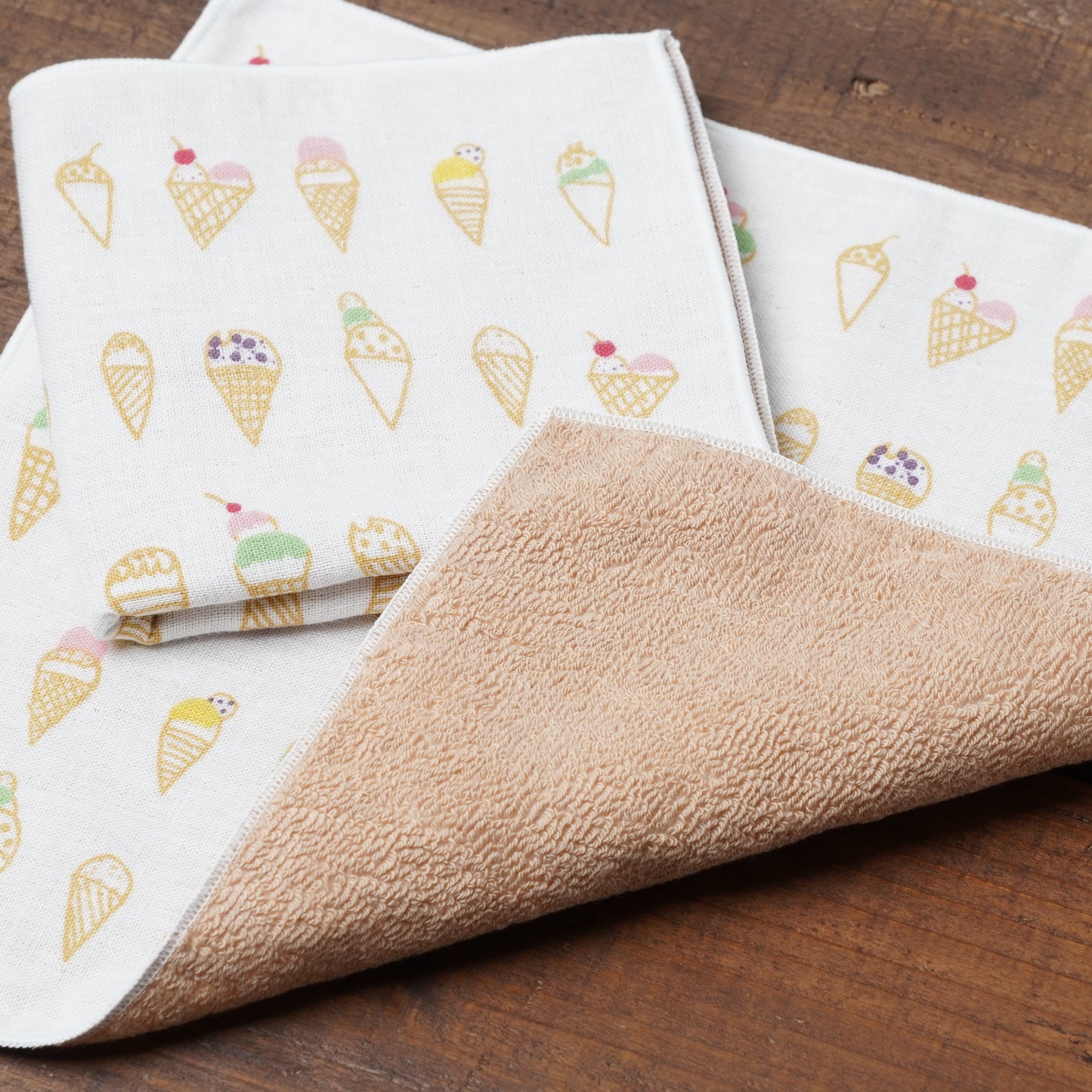 Hand towel soft-serve ice cream