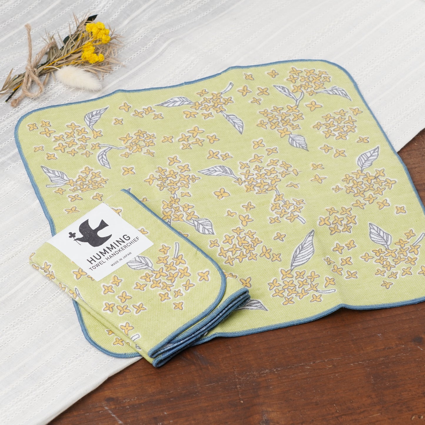 HUMMING Japanese Towel Handkerchief – Osmanthus Pattern Mini Towel