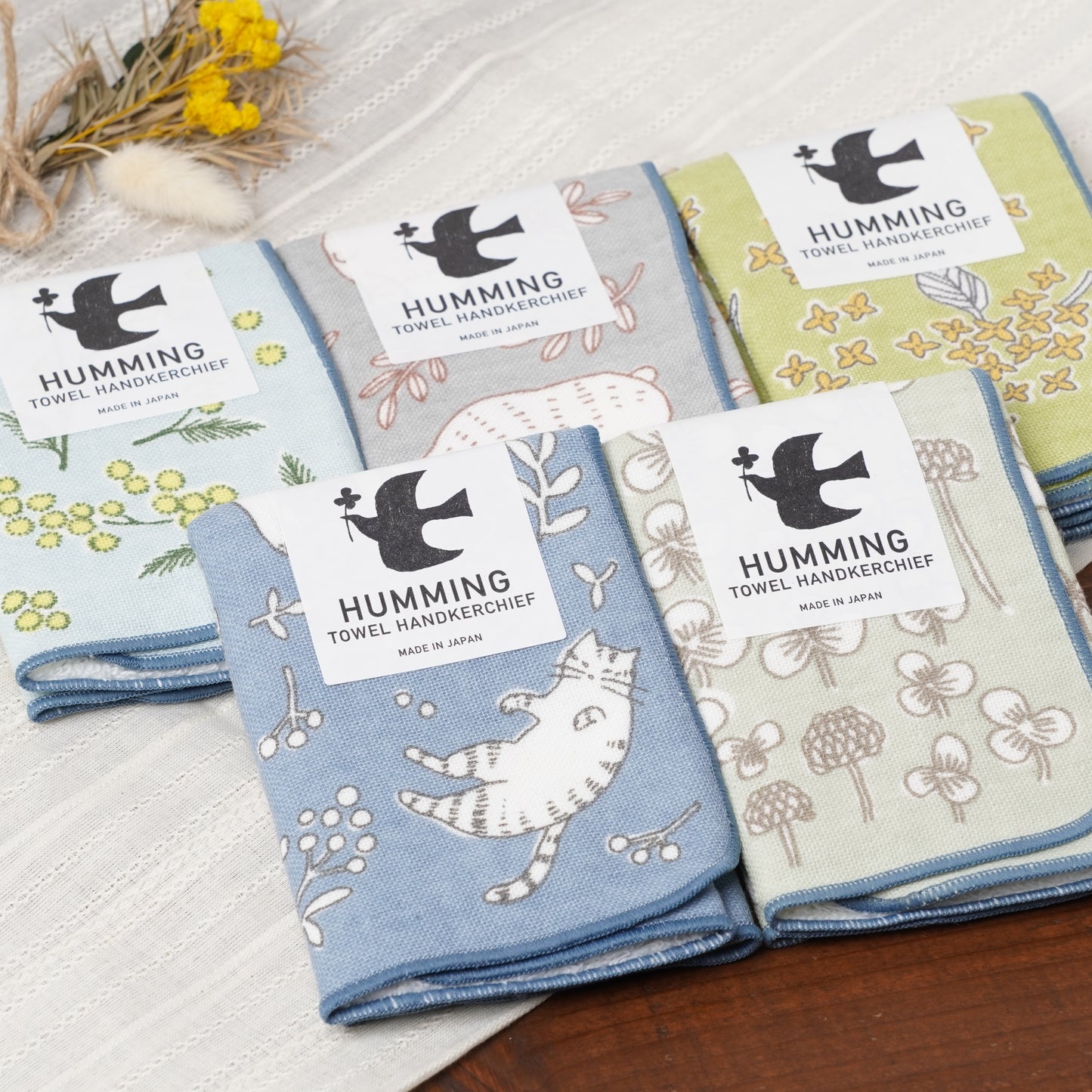 HUMMING Japanese Towel Handkerchief – Osmanthus Pattern Mini Towel