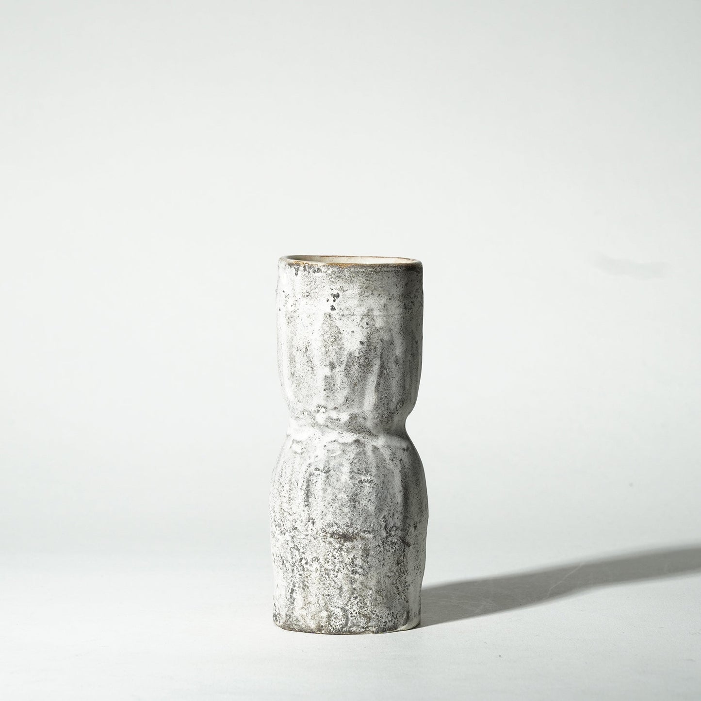 Akiko Yanagawa Japanse pottery vase vessel