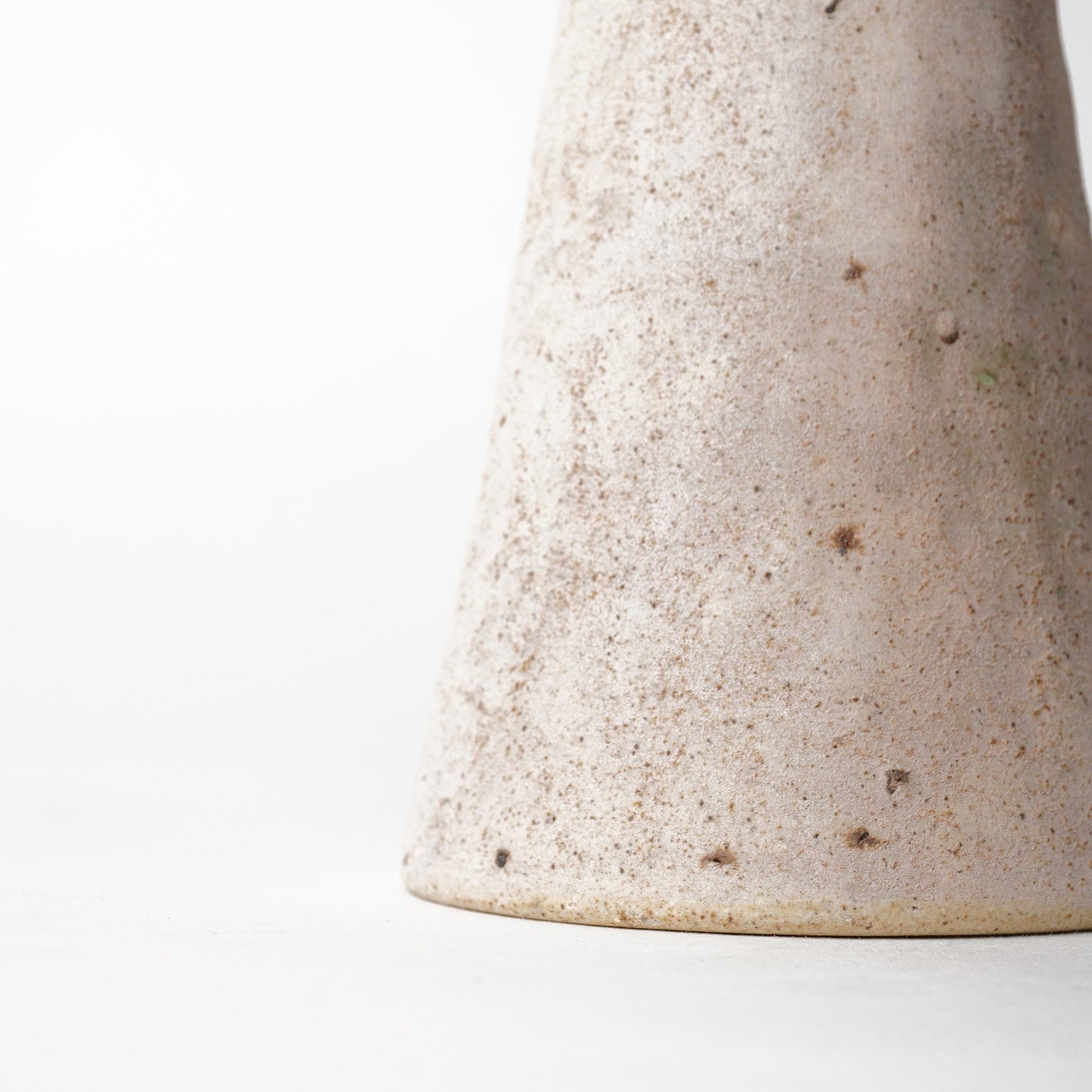 Tomomi Mizutani Vase Object
