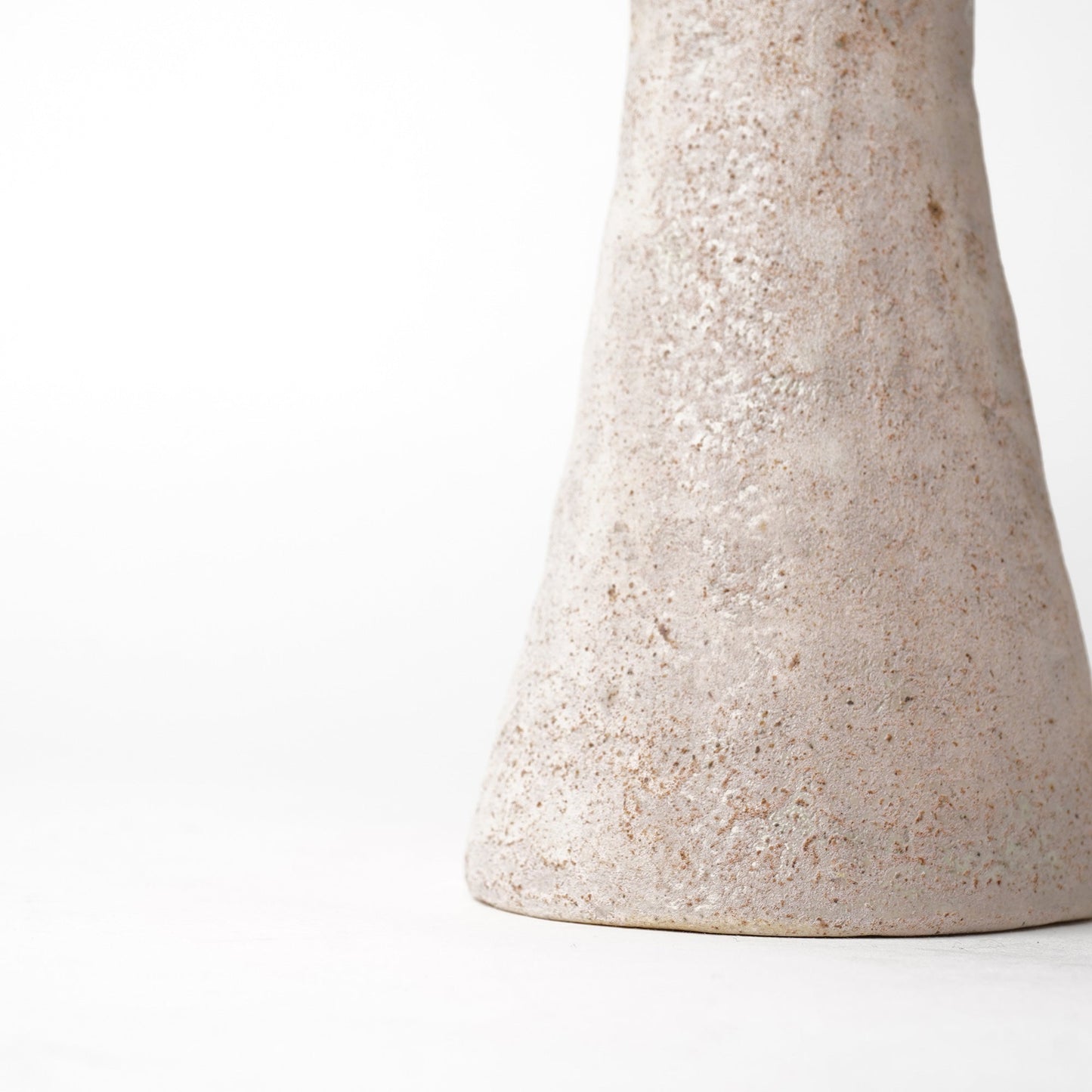 Tomomi Mizutani Vase Object