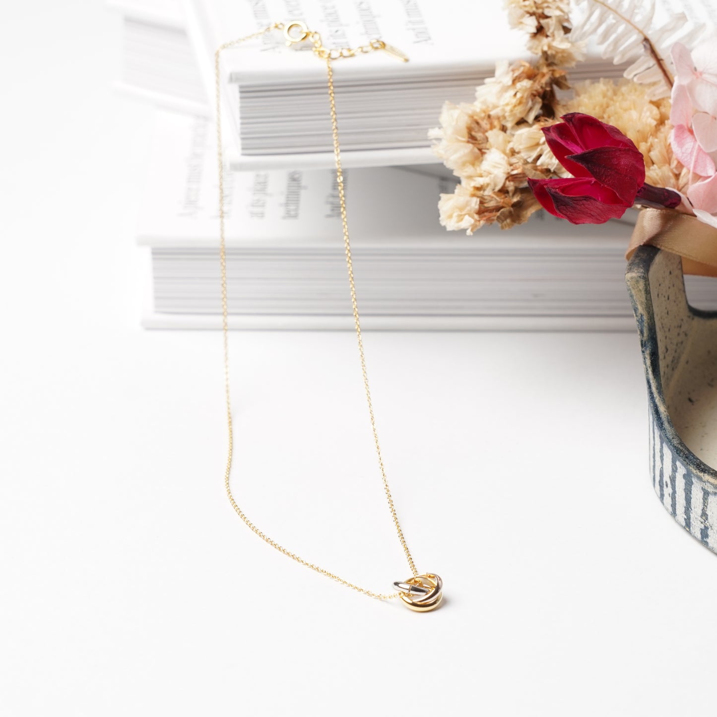 3 Color Layered Pendant Necklace - Melody Accessory