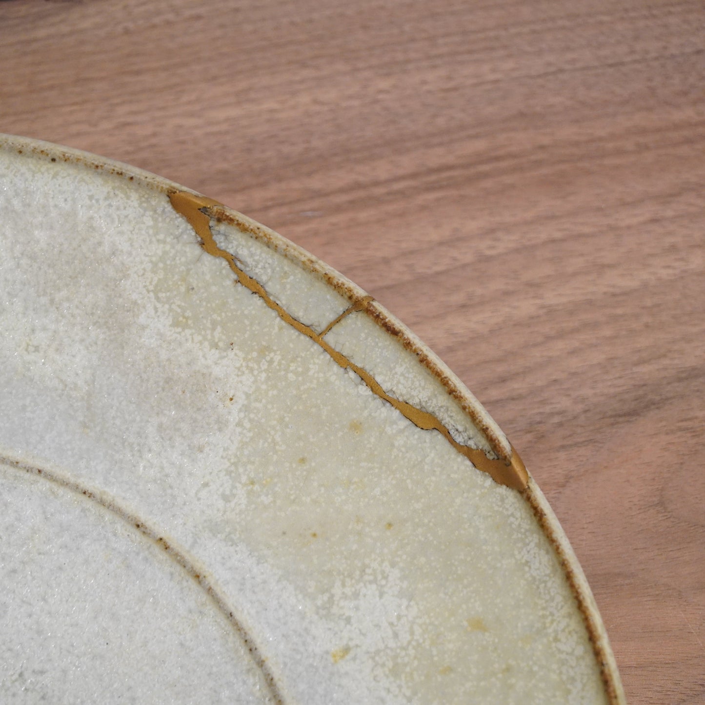 KINTSUGI Yosuke Ono Dinner Plate Large White 9IN