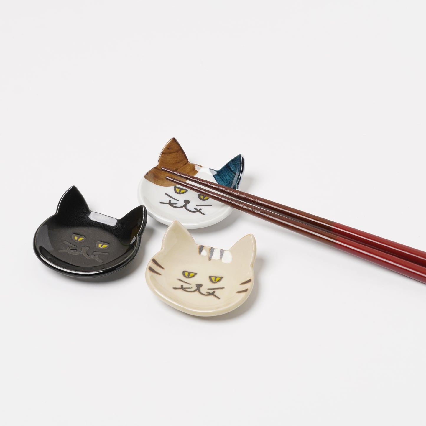 Busaneko Cat Face Chopstick Rest