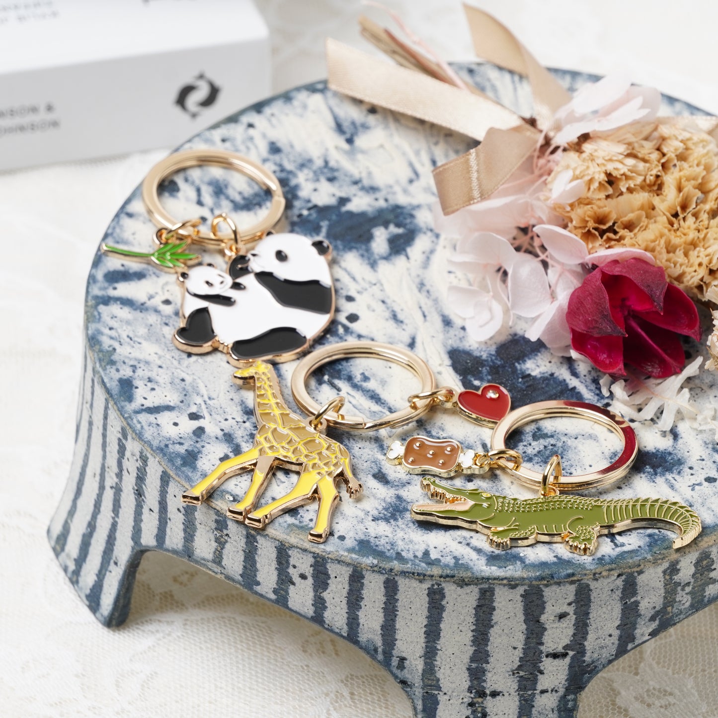 Animal Key Ring with Mini Charm Giraffe