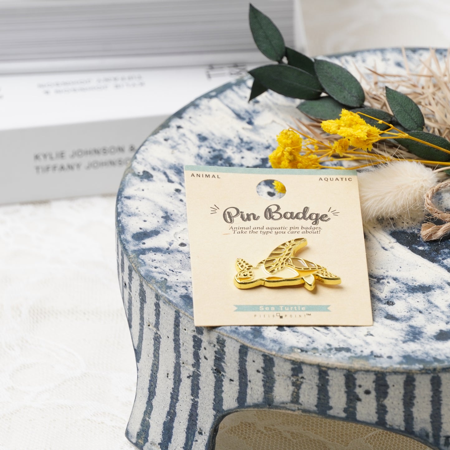 Sea Turtle Enamel Pin – Cute Ocean Animal Badge for Backpacks & Gifts