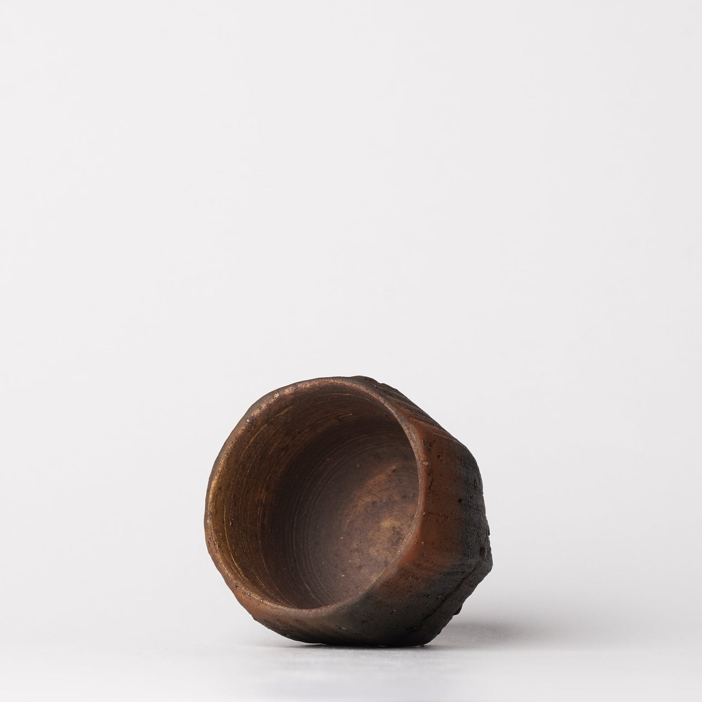 Nobuhito Nakaoka Guinomi Sake Cup Tanka Yakishime with Gold