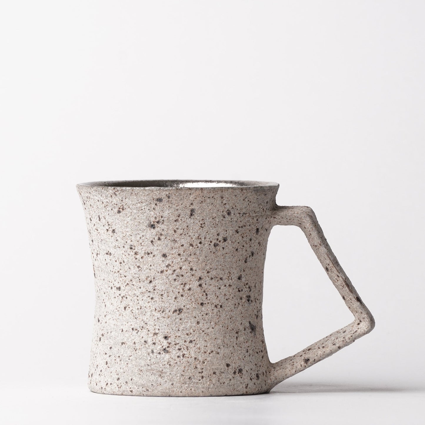 Yusuke Wakasa Coffee Mug White Sand with Platinum