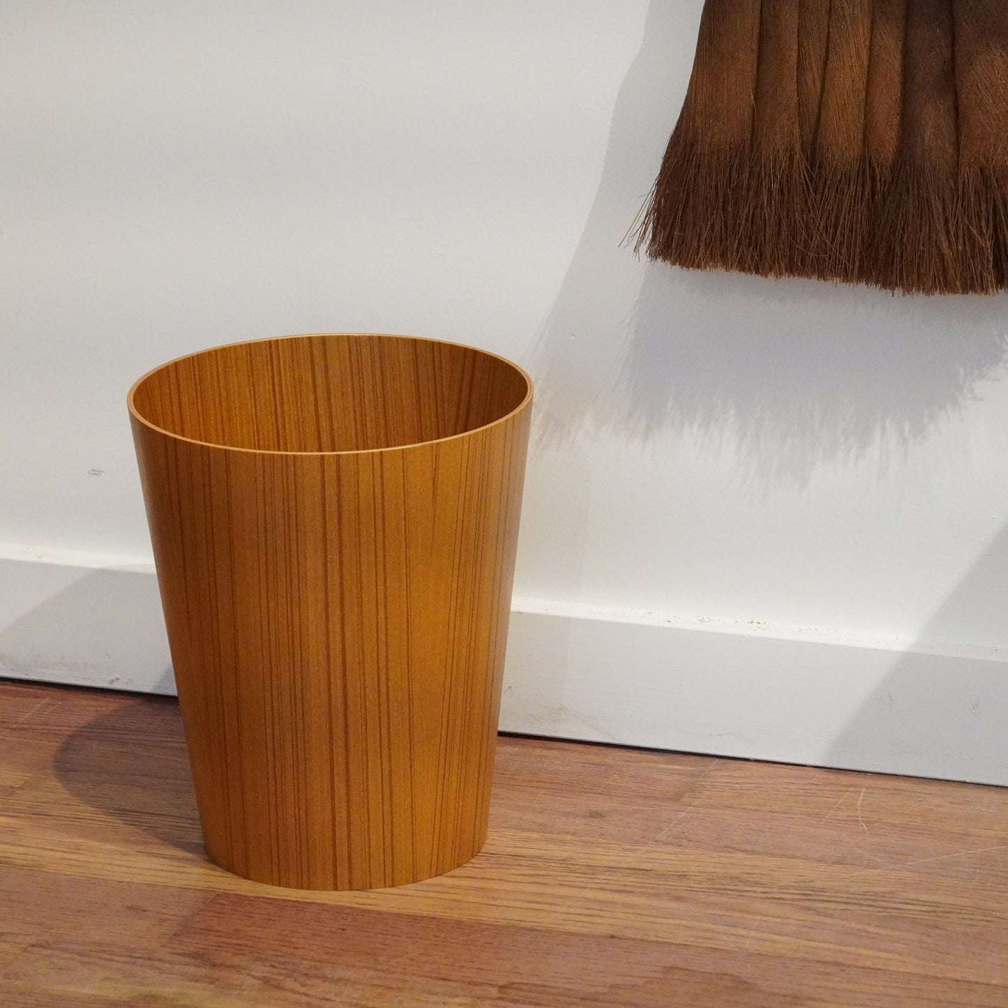 Saito Wood Wastebasket Dust Box
