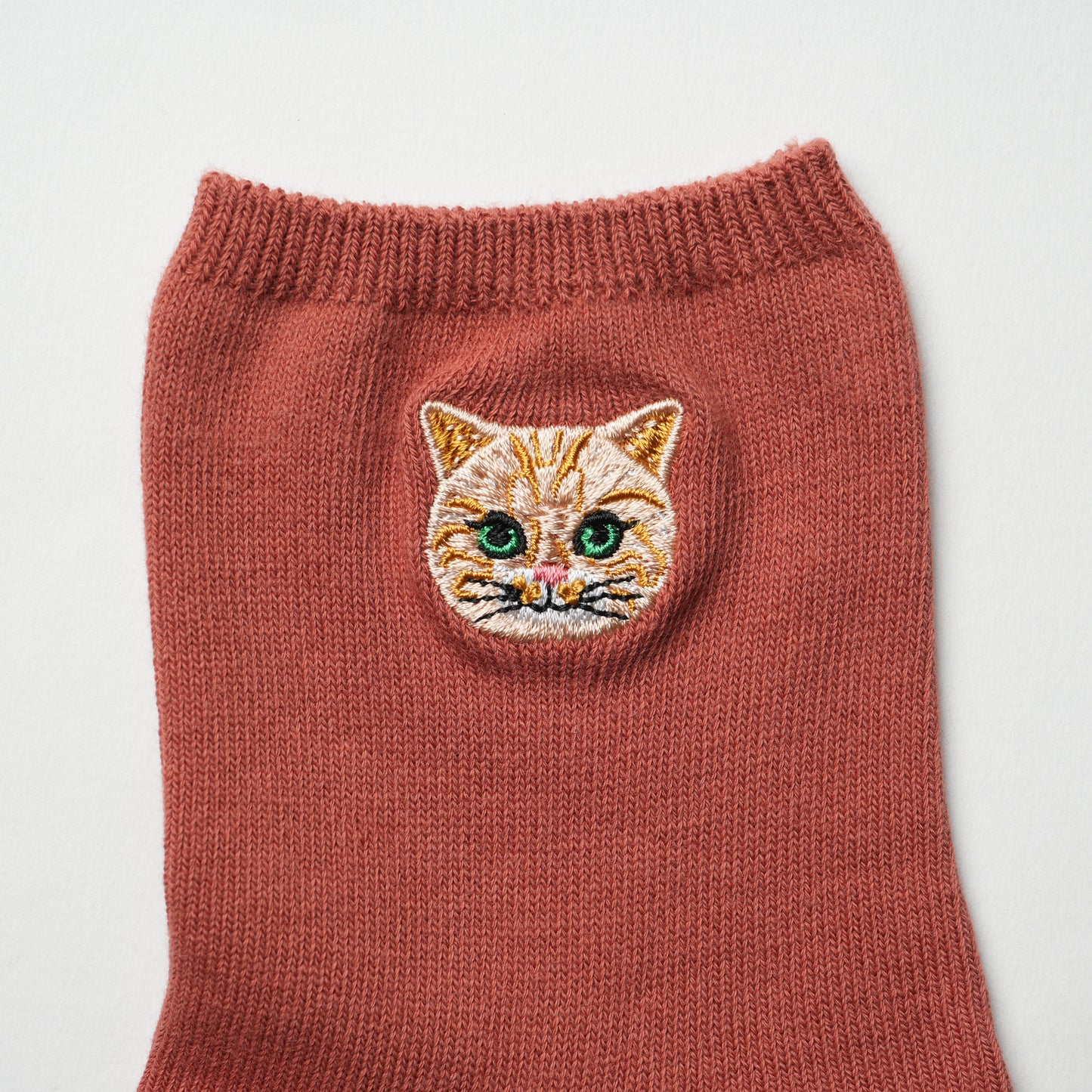 Cute Cat Socks M – Tora Neko Embroidery