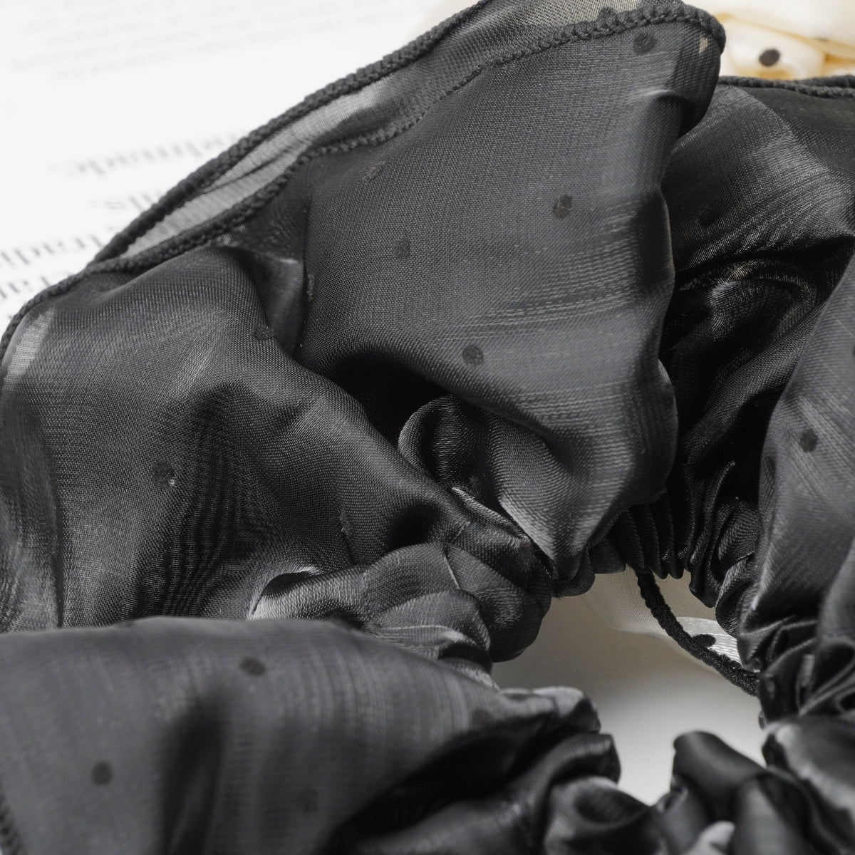 Frilled Dot Scrunchie
