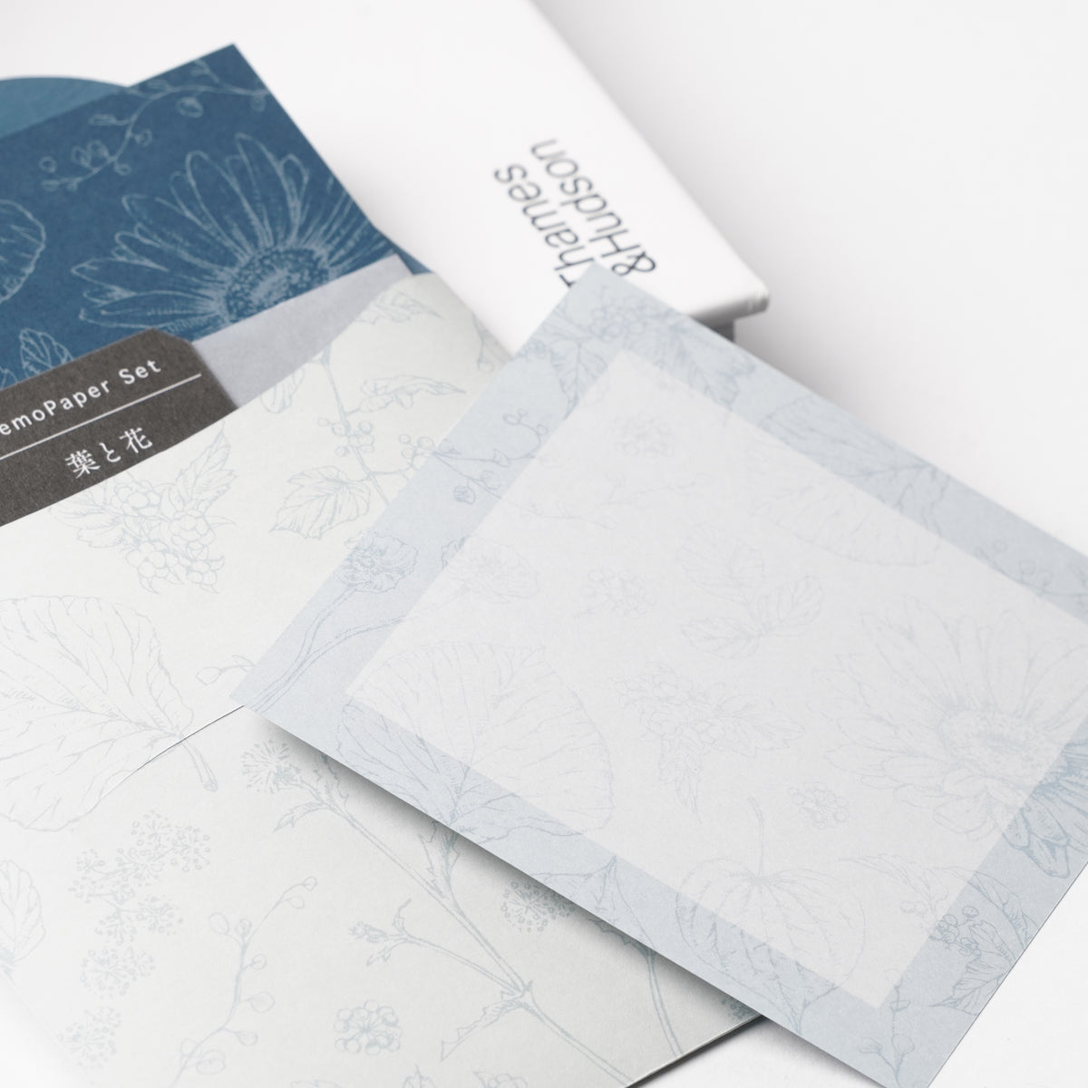 Botanical Memo Letter Set – Leaves & Flowers