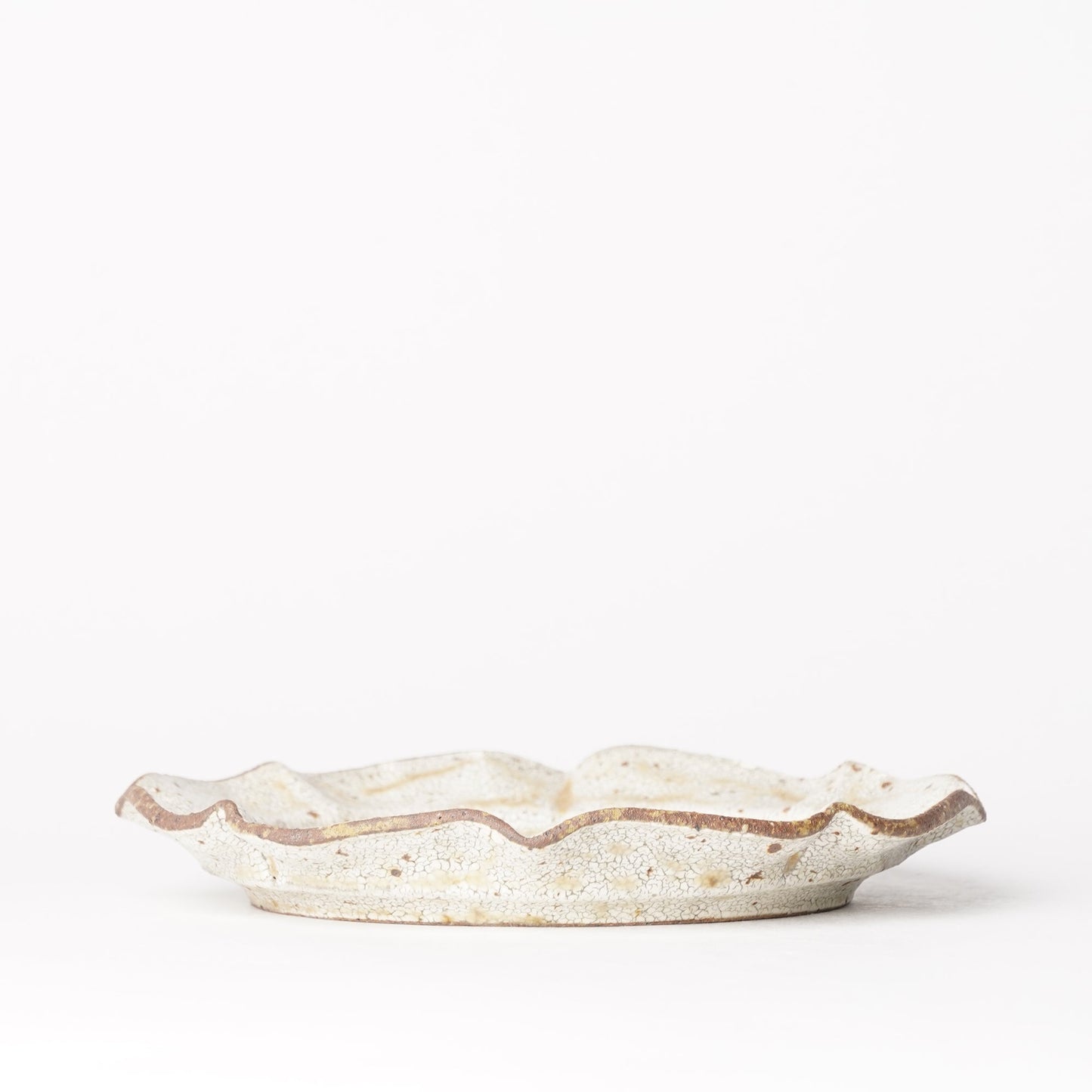 Futoshi Yamashita Volcanic Ash Glaze White Rinka Plate