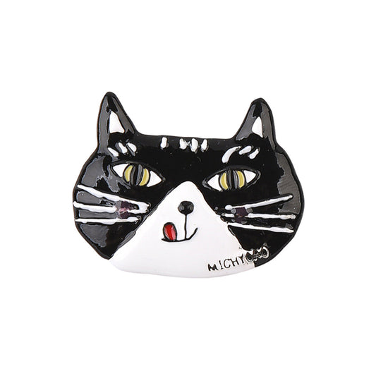 Cat and dog brooch michoro