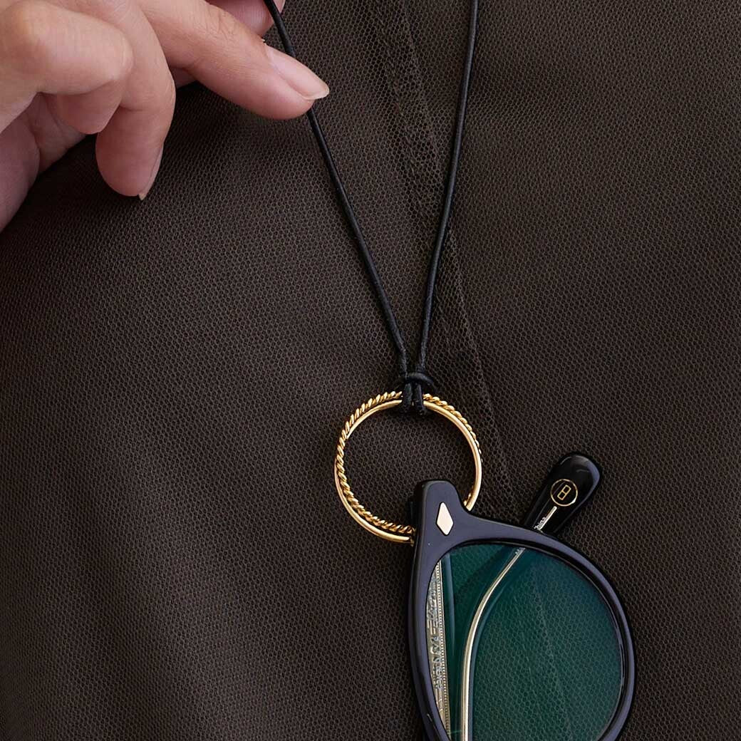 2-Way Magnetic Glass Holder Necklace - Melody Accessory