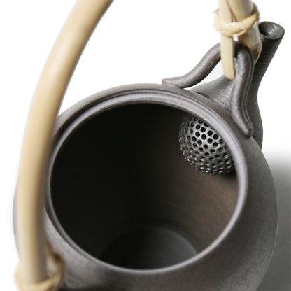 Nankei Tea Pot Acorn