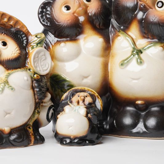 Japanese Tanuki Mini Statue – Shigaraki Ware Raccoon Dog Figurine, Lucky Charm Home Decor