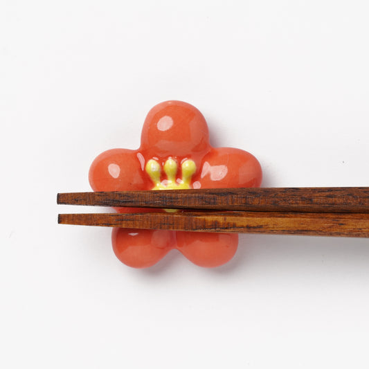 Ihoshiro Kiln Chopstick Rest – Plum Blossom (Ume) Design
