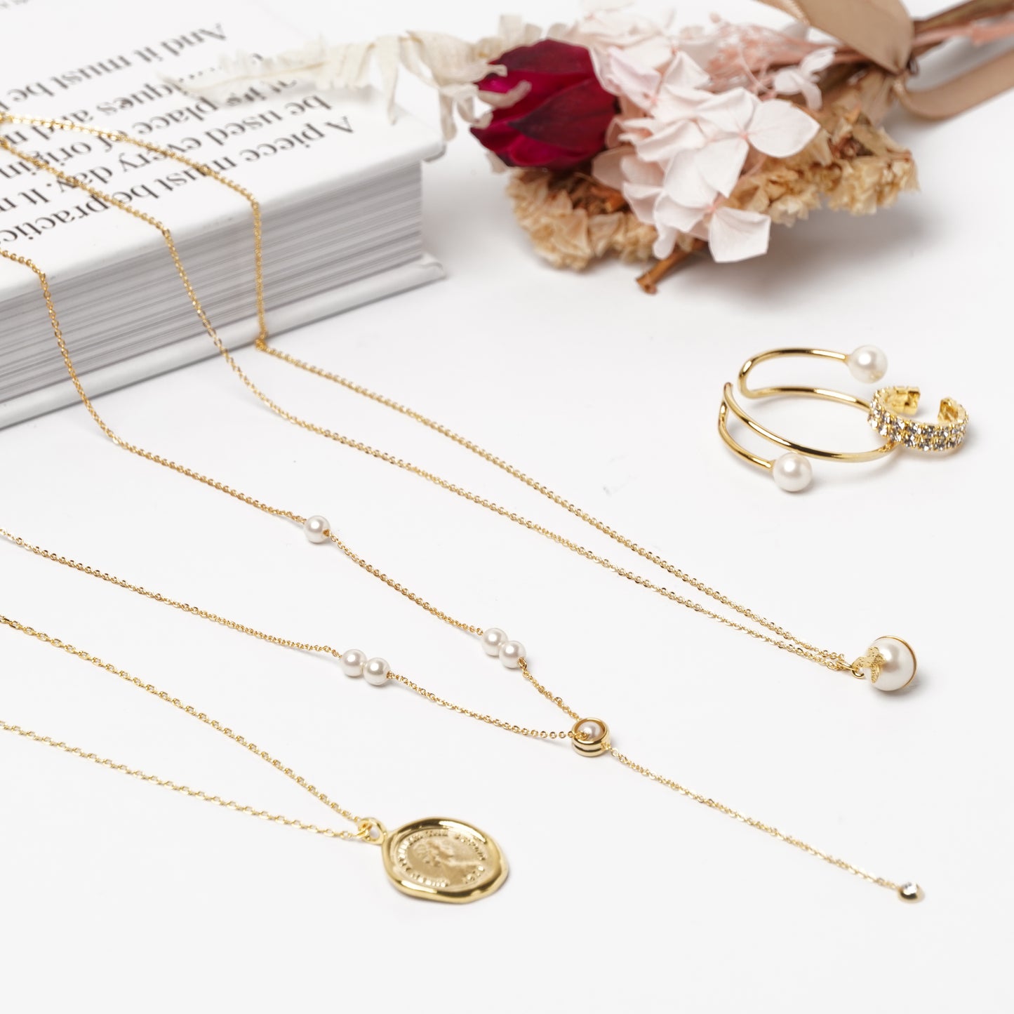 Butterfly Pearl Necklace - Nickel-Free K18 Gold Elegant Pendant