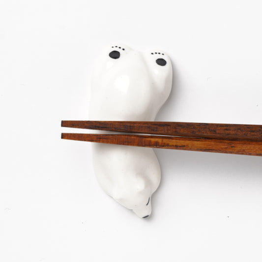 Ihoshiro Kiln Chopstick Rest – Resting Bear Design