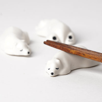 Ihoshiro Kiln Chopstick Rest – Resting Bear Design