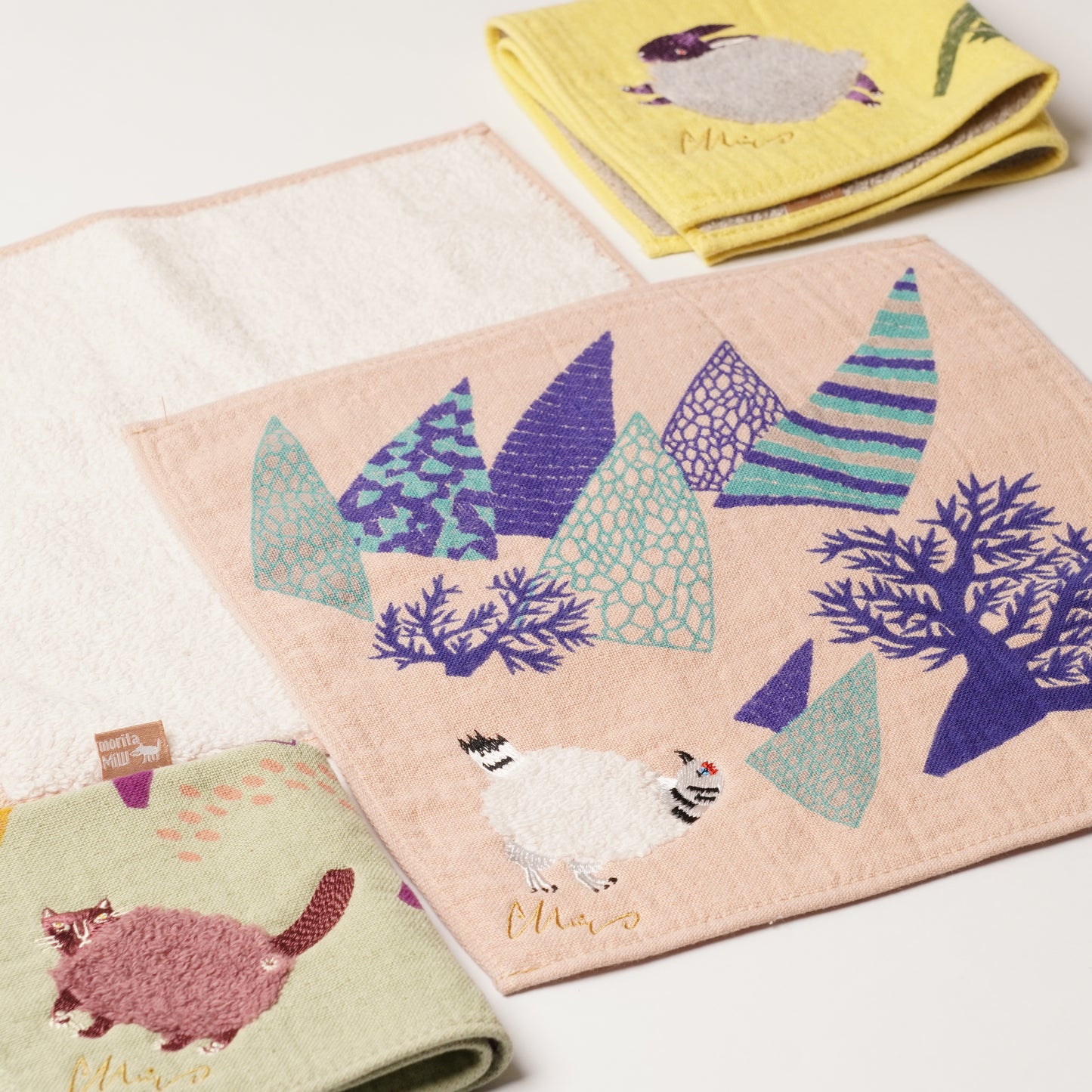 【moritaMiW】Fluffy Animal Handkerchief Hand Towel Size - Bird