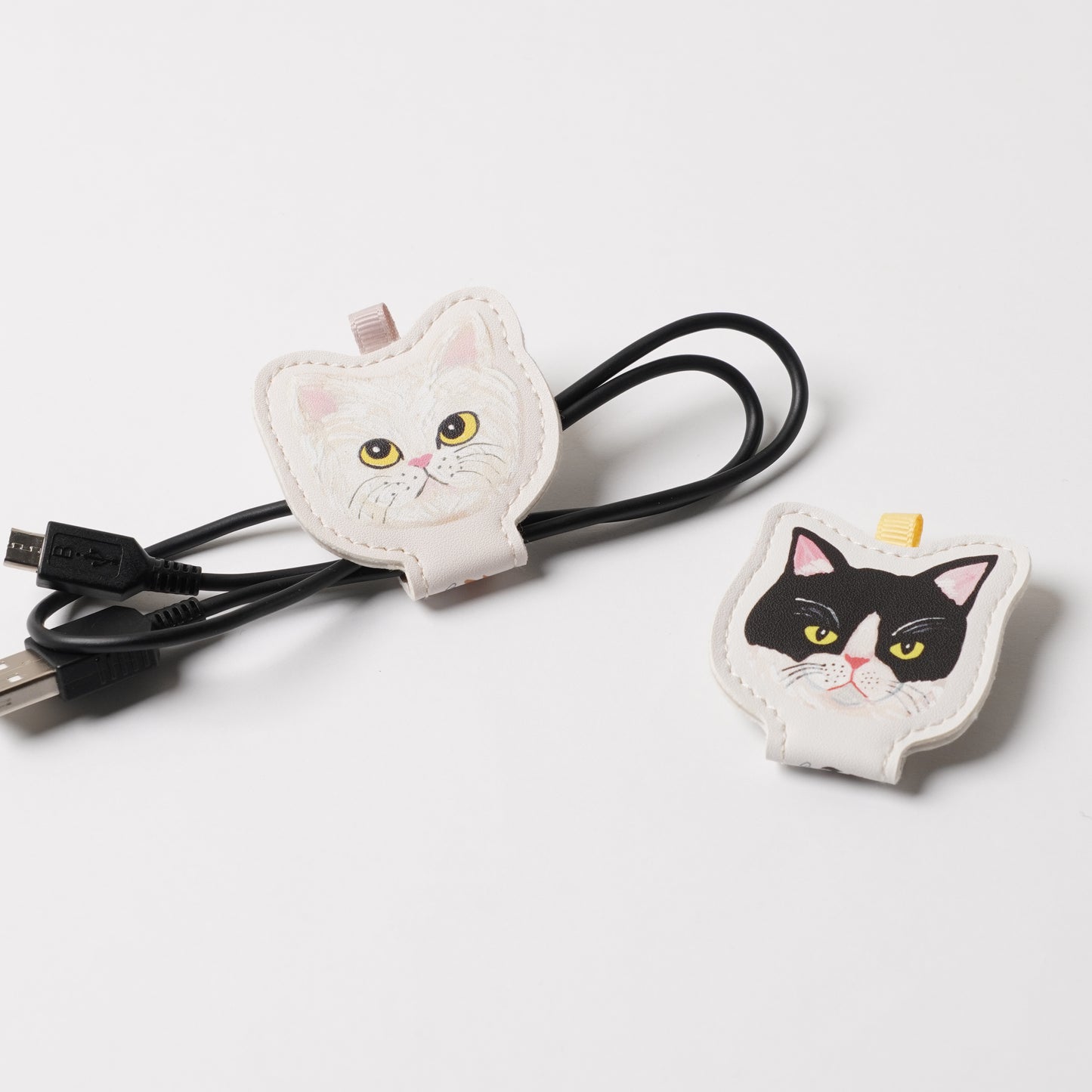 Cat Cable Holder Set