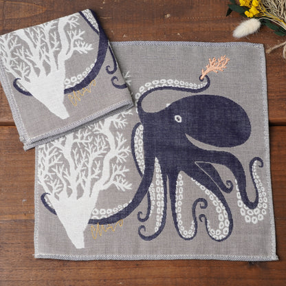 Hand towel