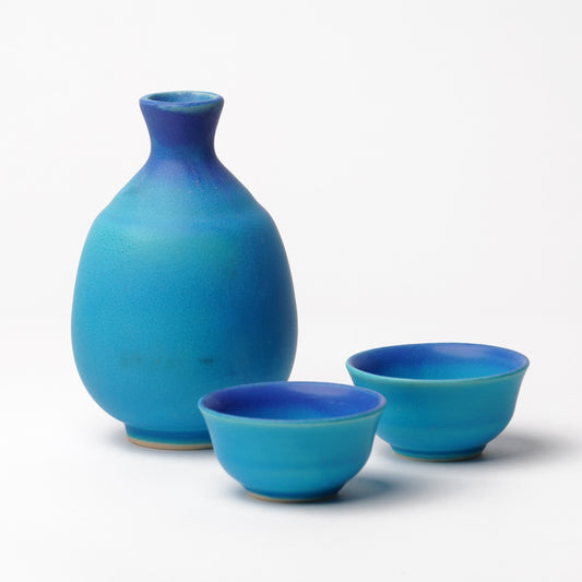 Turquoise Glaze Sake Set - Mino Ware Tokkuri and Cups