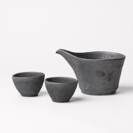 Black Iron Cold Sake Set - Mino Ware Carafe and Cups