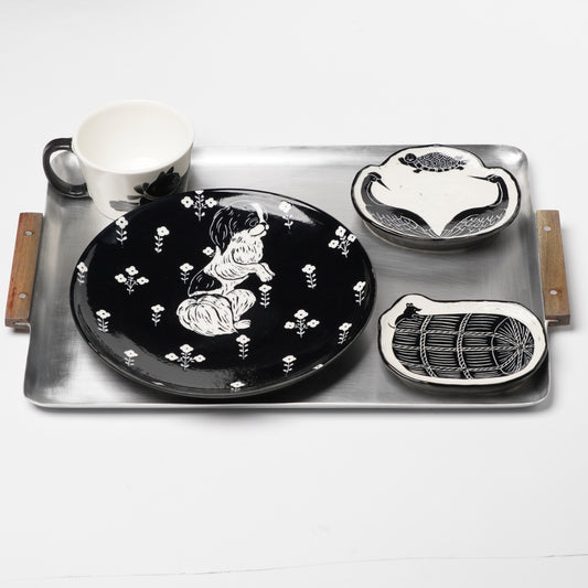Aluminum Tray with Wooden Handles L - Retro Nostalgic Design for Daily Use