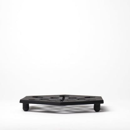 Kamasada Nanbutekki Iron Trivet