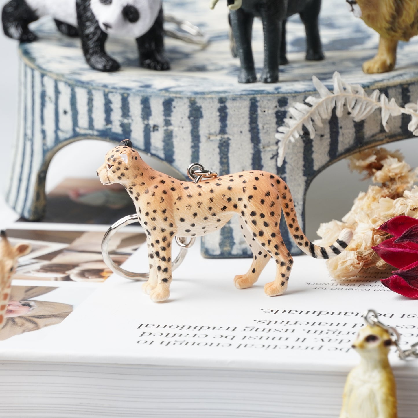 Science & Nature Animal Keyring - Cheetah