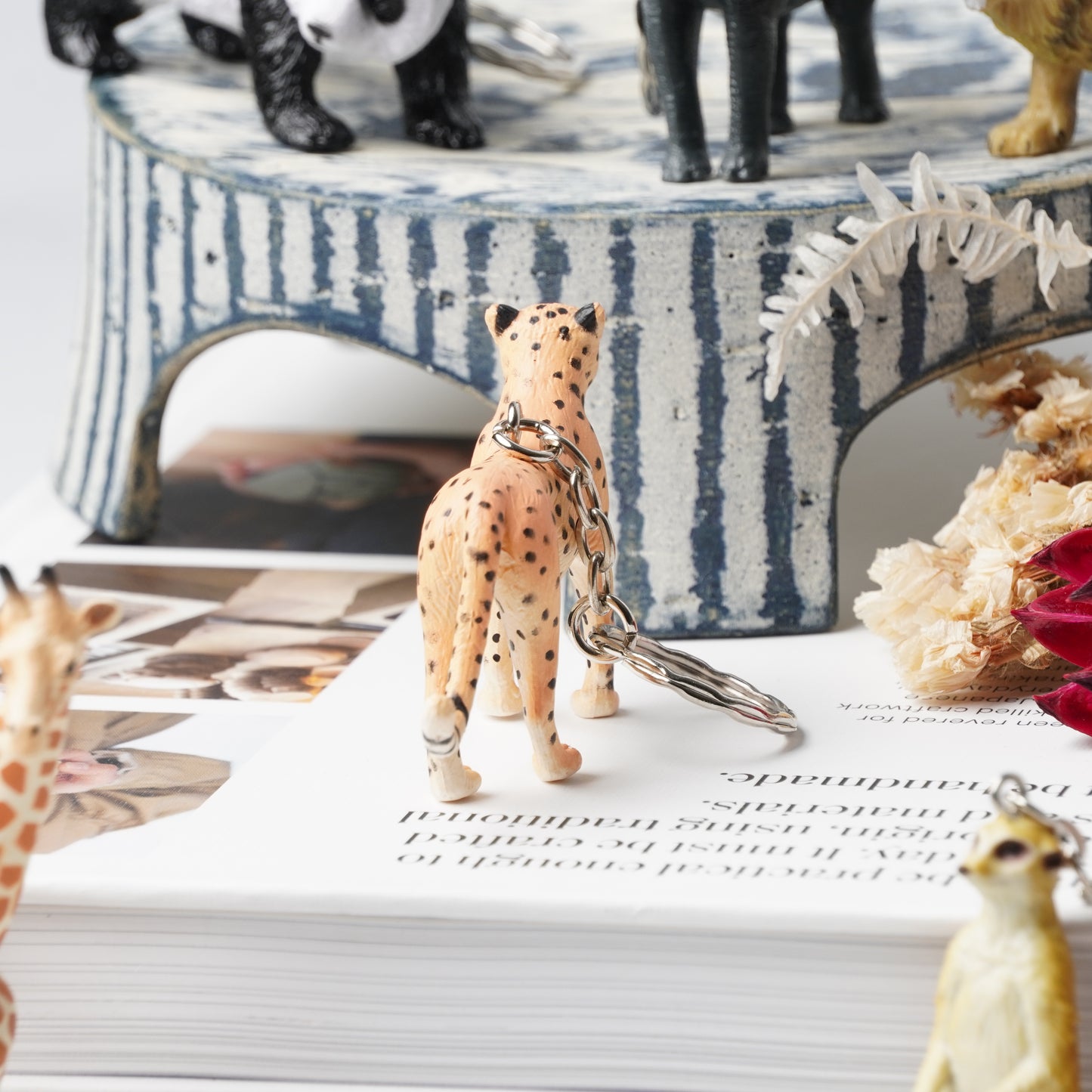 Science & Nature Animal Keyring - Cheetah