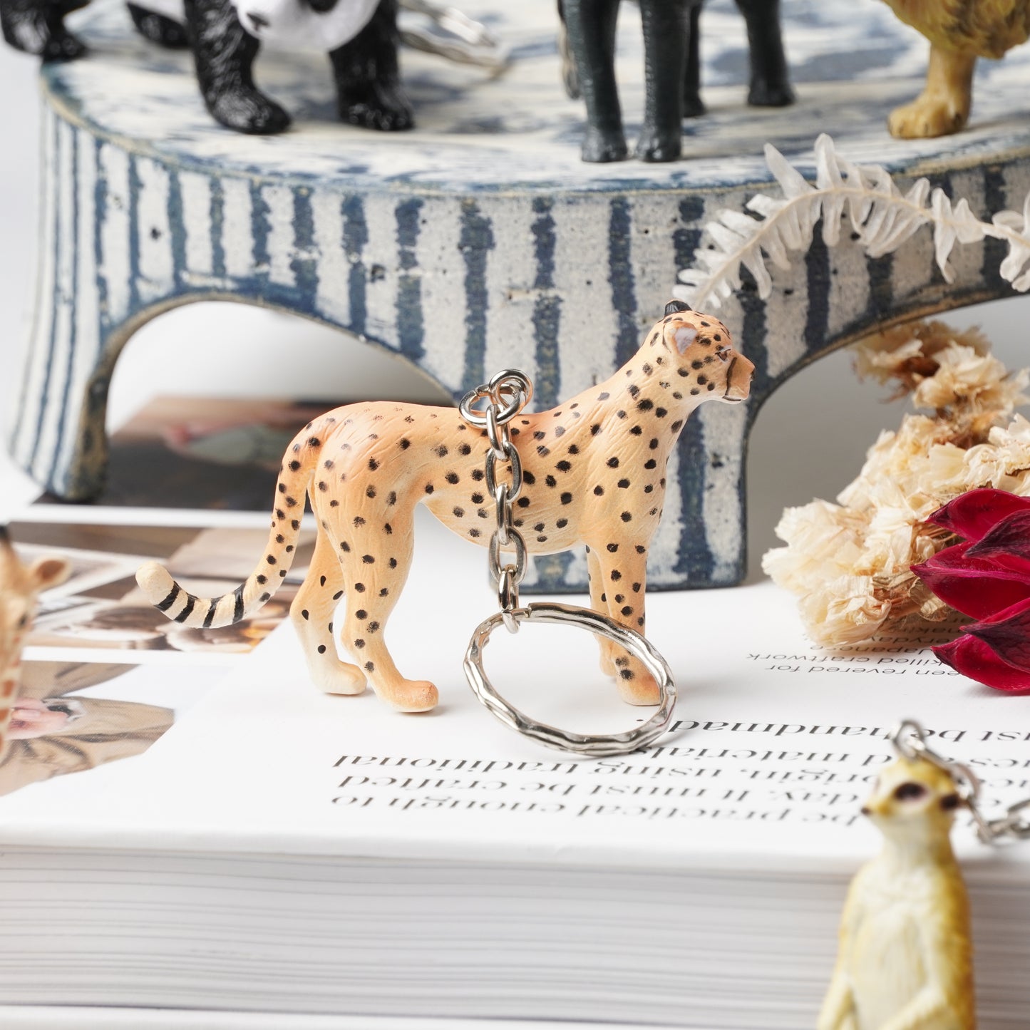 Science & Nature Animal Keyring - Cheetah