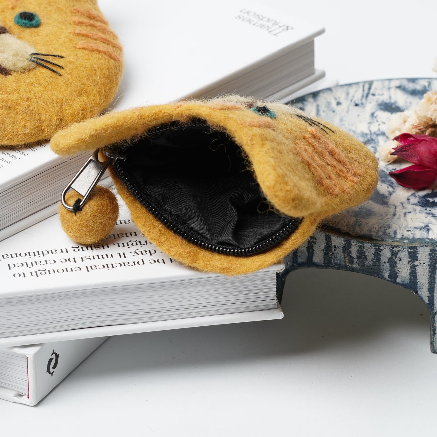 Wool Felt Cat Pouch