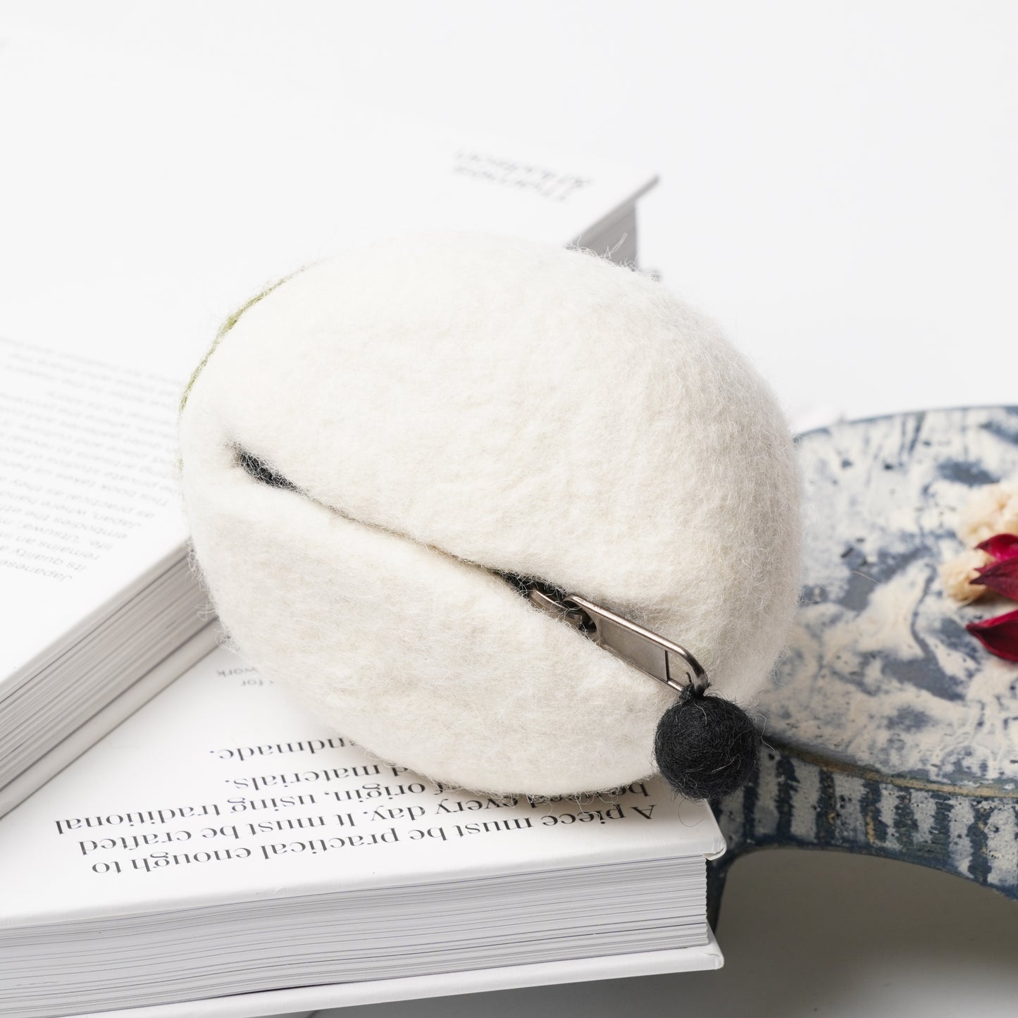 Wool Felt Cat Pouch - Long-Tailed Tit