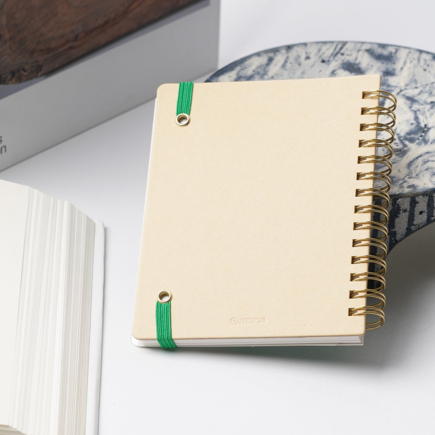 KING JIM HITOTOKI NOTE Daily Passport Size Notebook Set - Green Meadow