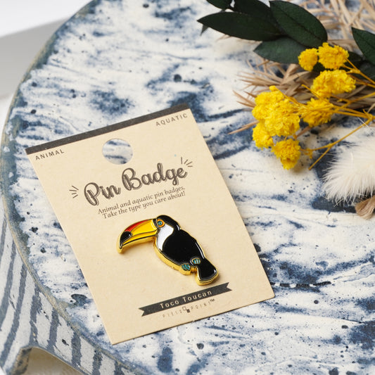Toco Toucan Enamel Pin – Colorful Tropical Bird Badge for Bags & Gifts
