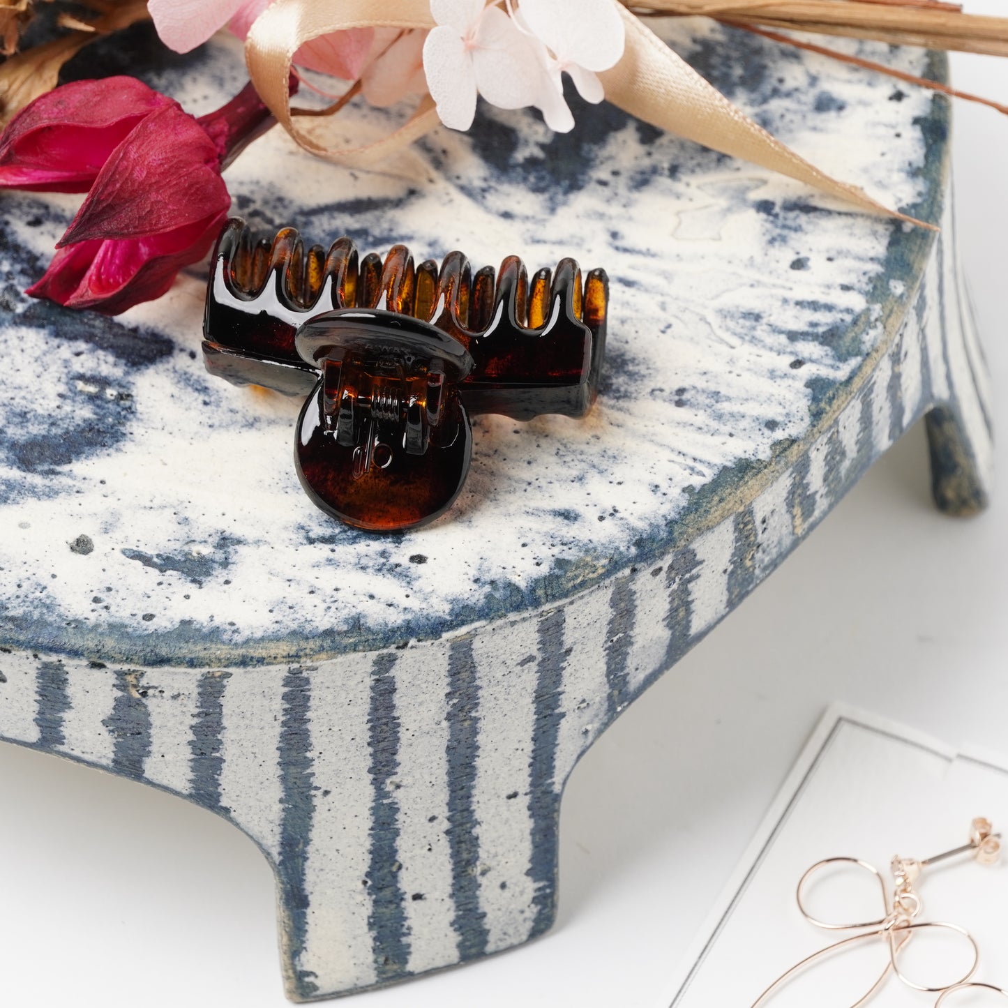 Mini Hair Claw Clip Tortoiseshell